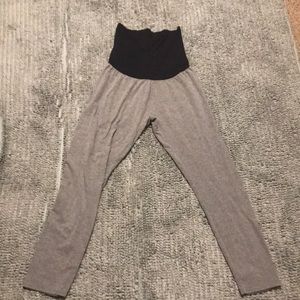 Maternity leggings